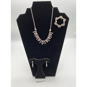 Vintage Rhinestone Necklace Brooch Screwback Earring Set With Extender Bib
